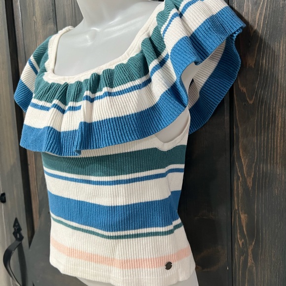 Roxy Women's Extra Tropical Love Off Shoulder Cropped Top Medium - Picture 5 of 9